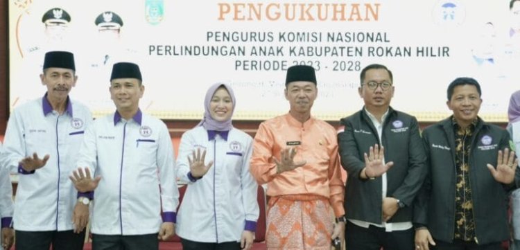 Dr Maharani Dikukuhkan Jadi Ketua Komnas PA Rohil Periode 2023-2028