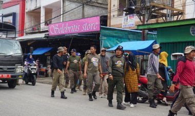 Bawaslu Inhil Gelar Penertiban APK Serentak di 20 Kecamatan Menjelang Masa Tenang Pemilu