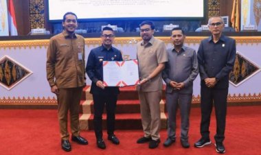 DPRD Kota Pekanbaru Sampaikan Rekomendasi Terhadap LKPJ Pemko Pekanbaru Tahun 2023