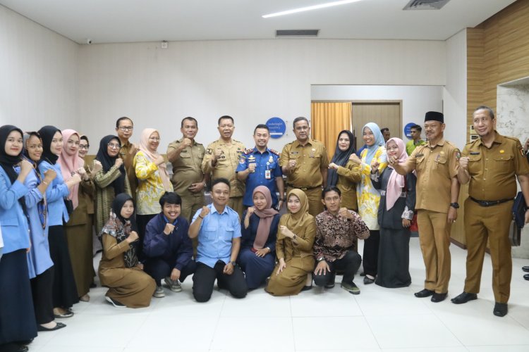 Pj Walikota Pekanbaru Buka Sosialisasi Pendidikan Politik Bagi RT, RW, dan LPM di Kecamatan Marpoyan Damai dan Bukit Raya
