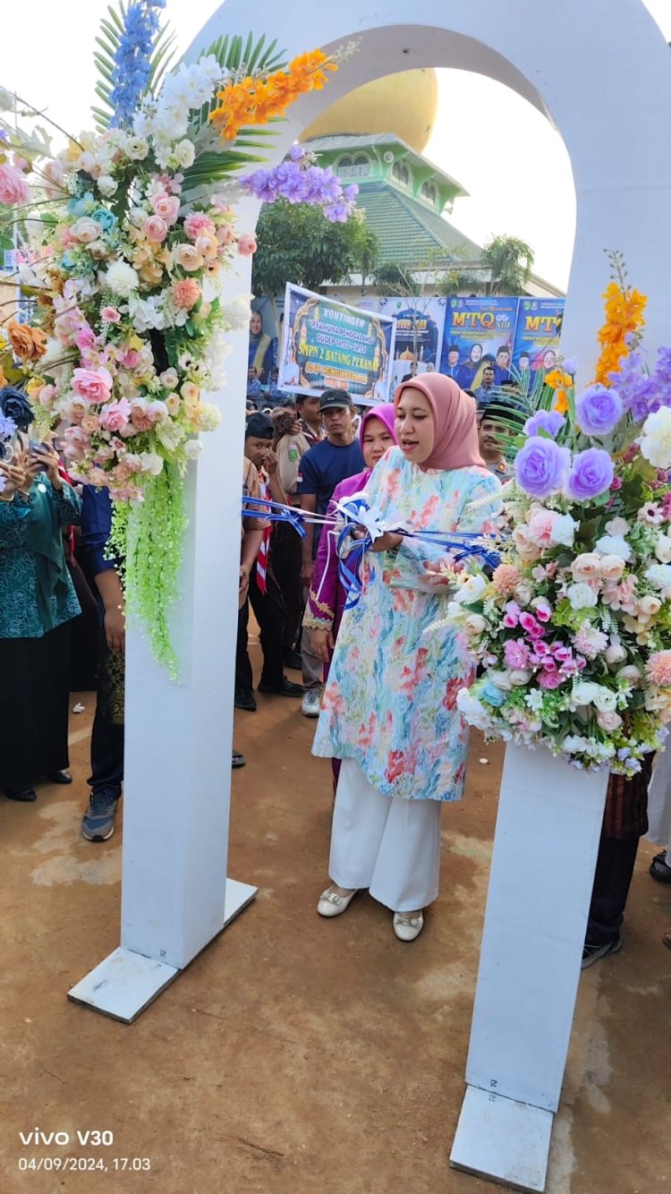 Bupati Rezita Meylani Yopi Hadiri Pembukaan MTQ ke-XIII Kecamatan Batang Peranap, Indragiri Hulu