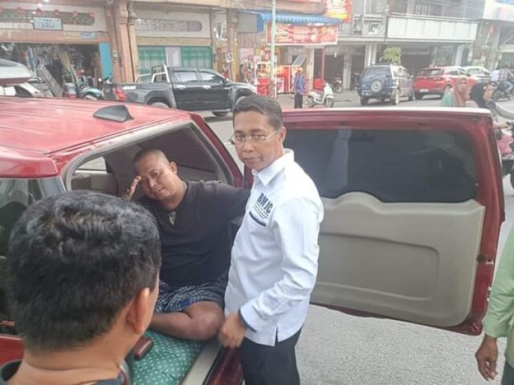 Video Viral Calon Wabup Rokan Hilir Bagi-Bagi Uang, Jhonny Charles: "Mereka Kehabisan Bahan"