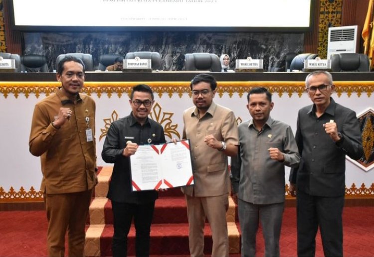 DPRD Pekanbaru Sampaikan Rekomendasi Terhadap LKPJ Pemko Pekanbaru 2023