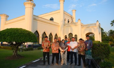 Afni Usul Restorasi Cagar Budaya Siak ke DPR RI