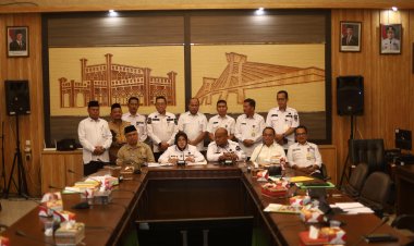 Afni Salurkan Rp70 M untuk Beasiswa Ribuan Anak Siak