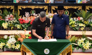 DPRD Riau Sahkan Laporan APBD 2024, Soroti Efektivitas Anggaran