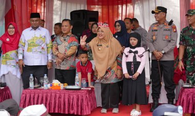 Karnaval Budaya Siak 2025 Meriahkan HUT RI ke-80, Ribuan Pelajar Ikut Tampil