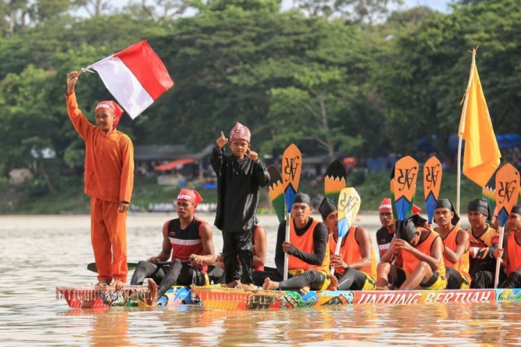 Festival Pacu Jalur 2025 Kuansing: Warisan Budaya dan Atraksi Wisata Riau