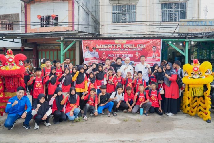 Wali Kota Dumai Lepas Wisata Religi Anak Yatim & Dhuafa Saat Imlek